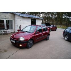 Renault Clio 1,4 -01