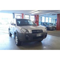 Hyundai Tucson 2.7 / AUTO / 4WD / SKINN -04