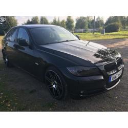 Bmw 320i E90 Facelift Svensksåld Toppskick -09