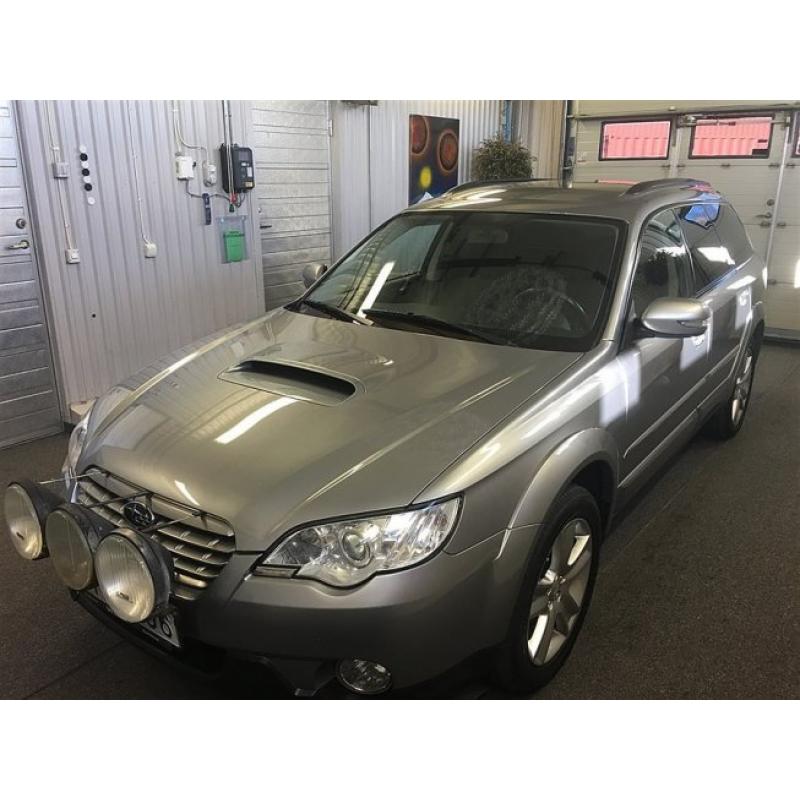 Subaru Outback 2,0 Diesel MT -08