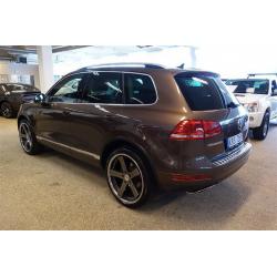 Volkswagen Touareg 3.0 TDI V6 4-Motion 240hk -11