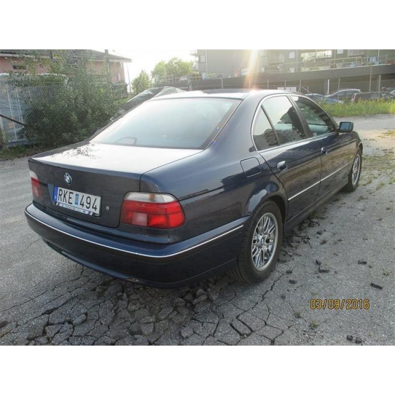 BMW 523 170 Hk 12700 mil -00