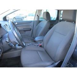 Ford Focus Kombi 1.8 125Hk Titanium -08