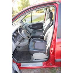 Renault Scenic 2.0 16v -03