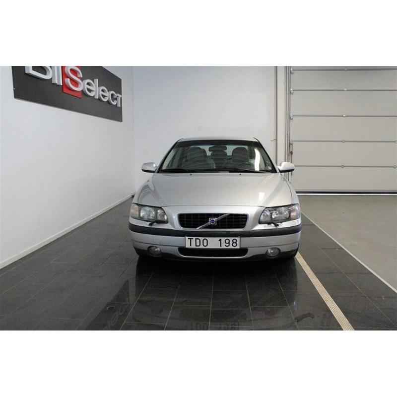 Volvo S60 R 2.4T (200hk) -02