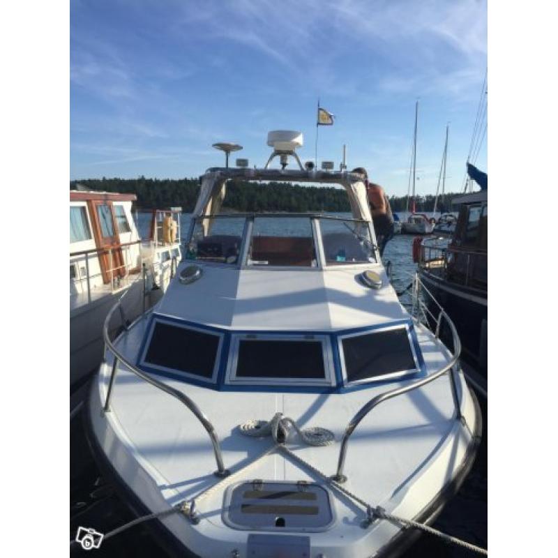 Wiking 26, Volvo Penta motor