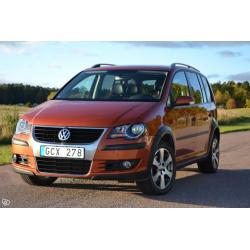 VW Cross Touran TSI 140 hk -08