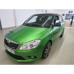 Skoda Fabia RS TSI 180 DSG -11