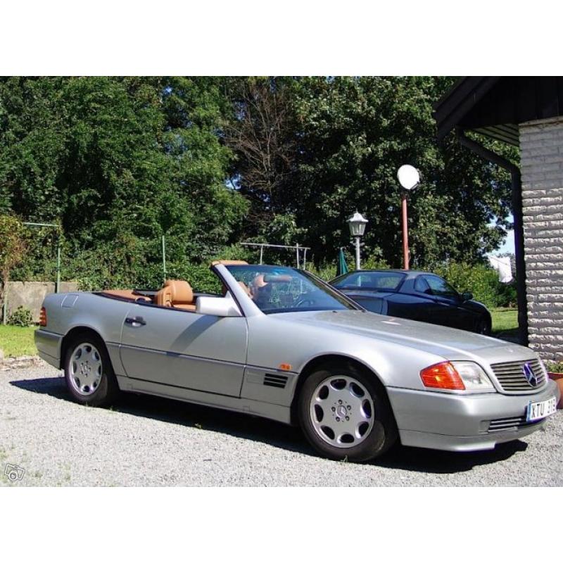 Mercedes Benz 300 SL slumpas vid snabb affär -93