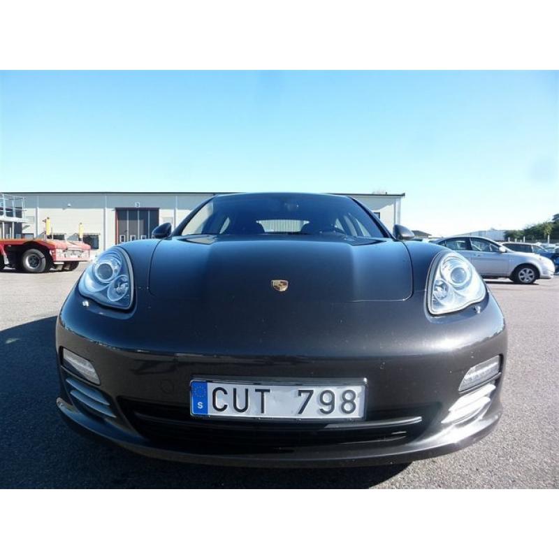 Porsche Panamera 4S Sportchrono Bose -10