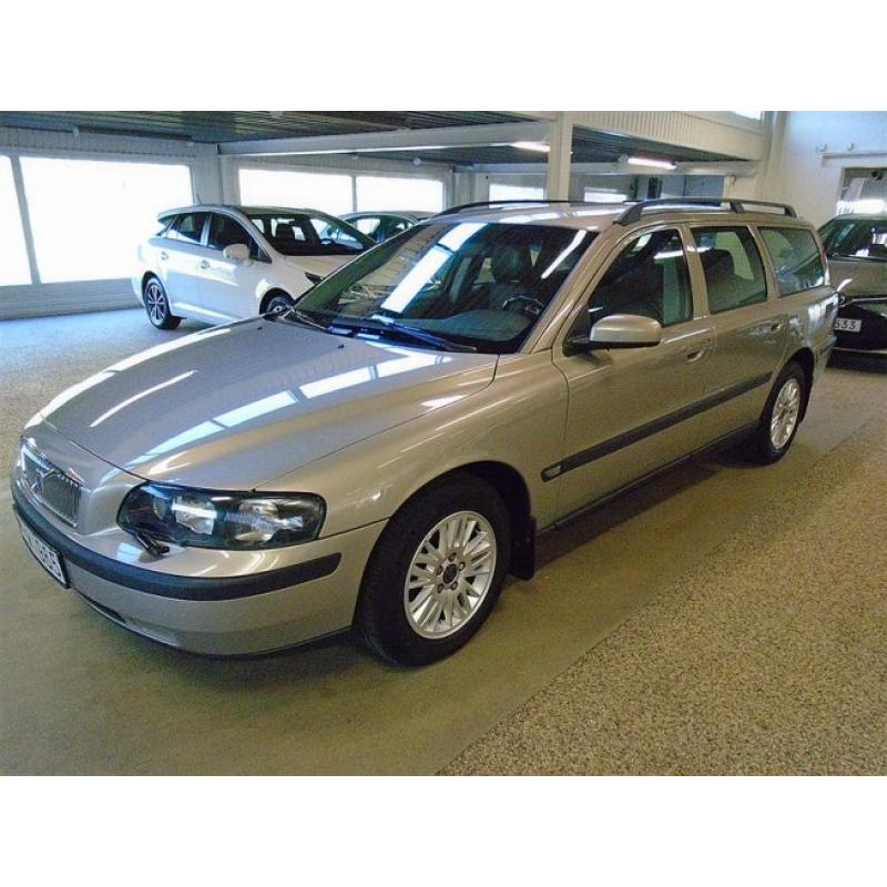 Volvo V70 S -04