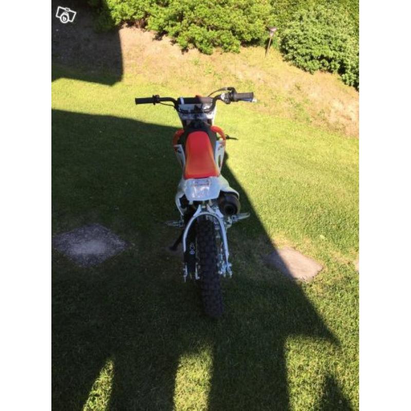 Crf 110 i nyskick -16