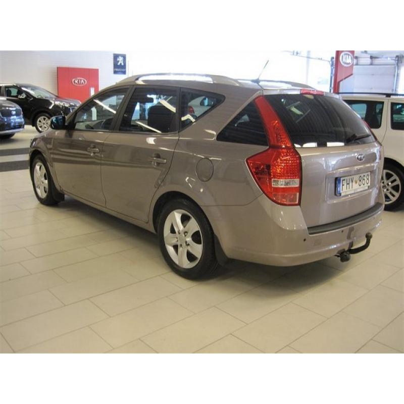 Kia Cee´d 1,6 CRDI ECO SW -10