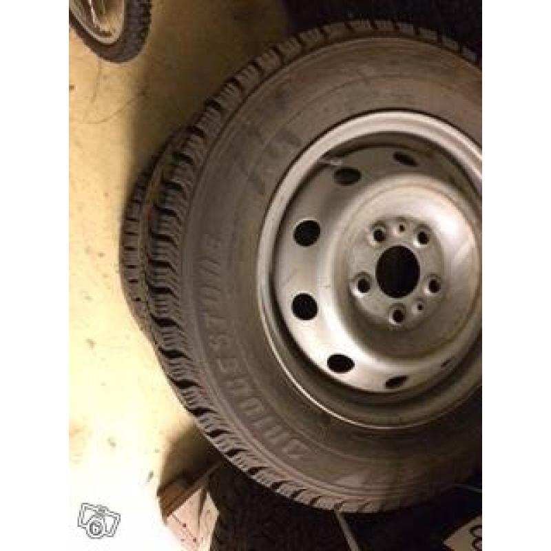 195 70 15 C Nokian - 195 70 15 C Bridgestone