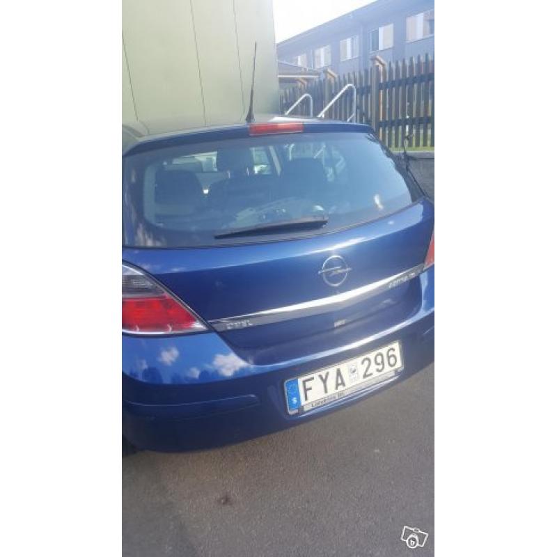 Opel ASTRA 1.6 -07