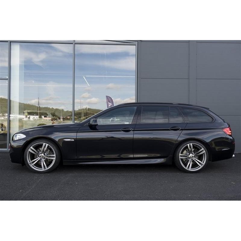 BMW 520 dA M-Sport Touring Drag Navi 20" -11