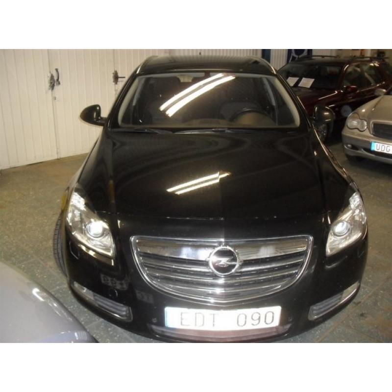 Opel Insignia 2.0 CDTi Sports Touring -11