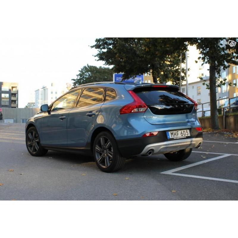 Volvo V40 Cross Country D3 med allt -16