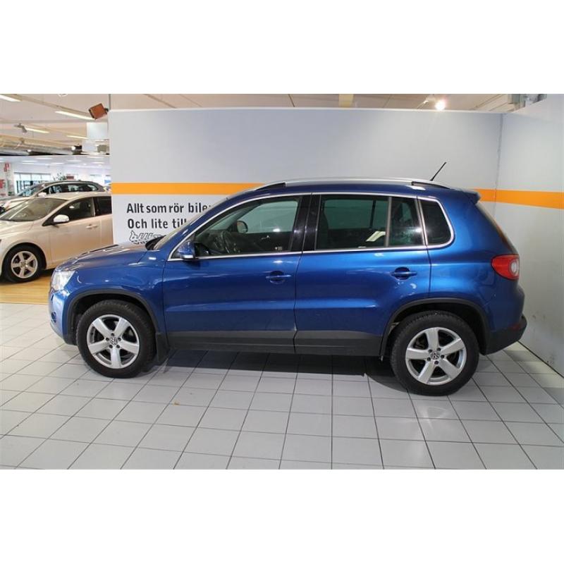 Volkswagen Tiguan 2,0TDI 4-motion DSG -10