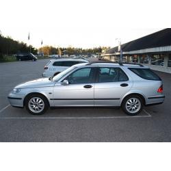 Saab 9-5 2.0t SportCombi 150hk Auto,Lågamil,D -05