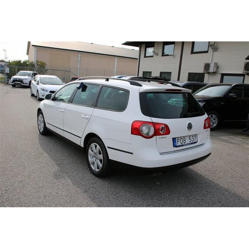 Volkswagen Passat TDI 140 / Business / Trendl -07