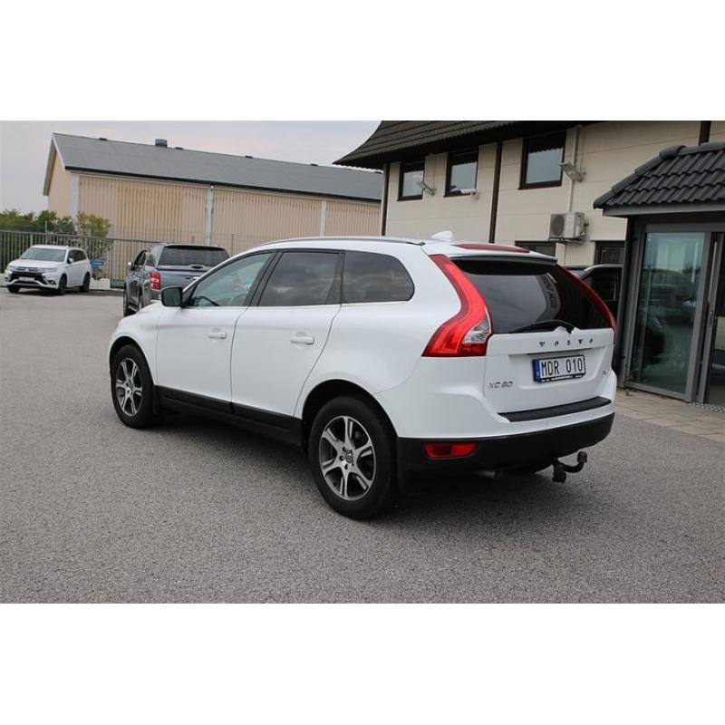 Volvo XC60 D3 FWD (163hk) summum -12