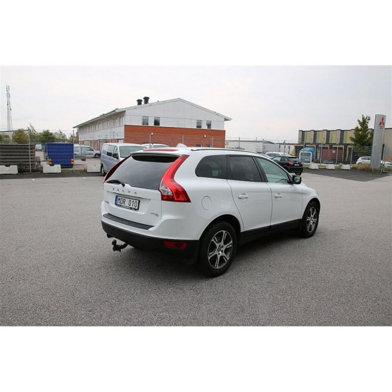 Volvo XC60 D3 FWD (163hk) summum -12