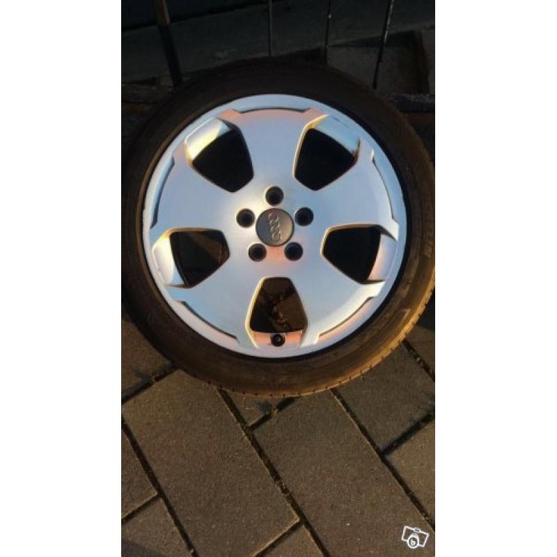 Fina Audi fälgar 17"