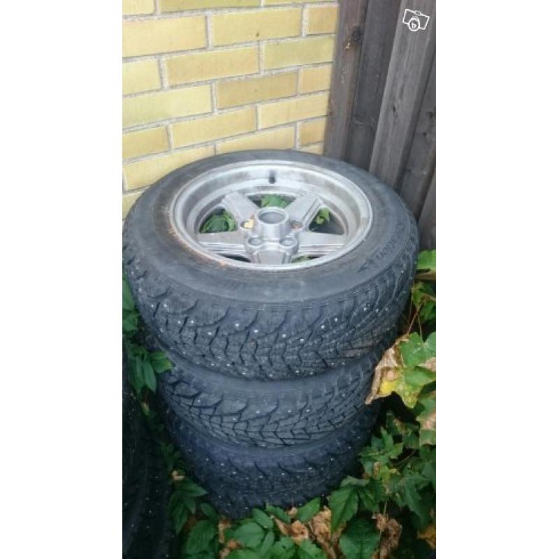 Mercedes 100+ penta 15" med vinterdäck