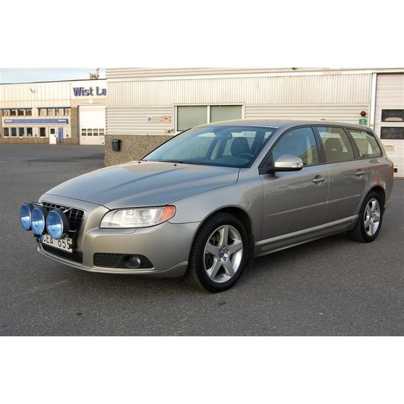 Volvo V70 D5 Momentum -08