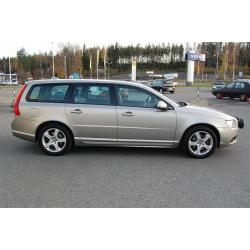 Volvo V70 D5 Momentum -08