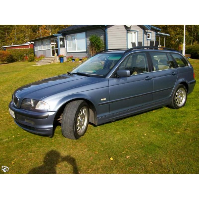 BMW 320ia Touring -01