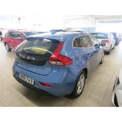 Volvo V40 D2 Momentum -15