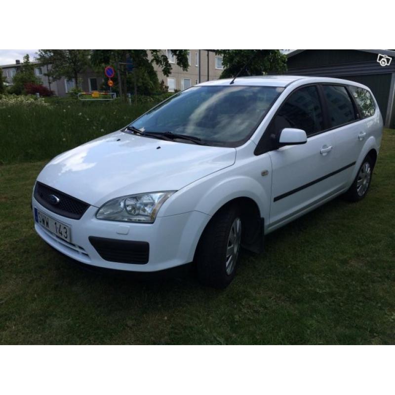 Ford Focus 1,8 Flexfuel, 125hk, Dragkrock -07