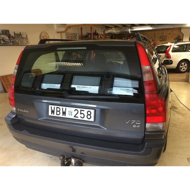 Volvo V70 2,4 -04