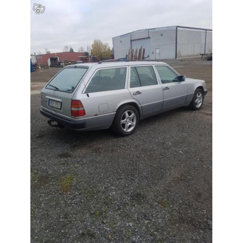 Mercedes benz 300D w124 -92