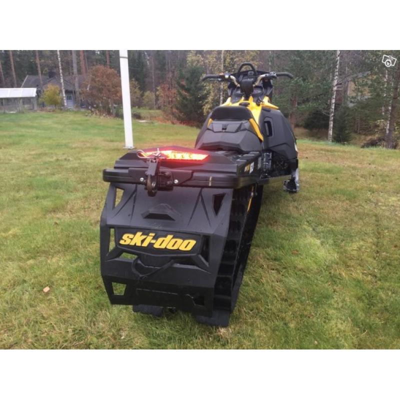 Ski-Doo Summit X 800 163" -13