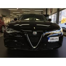 Alfa Romeo Giulia Super 2.2 180HK Manuell RWD -17