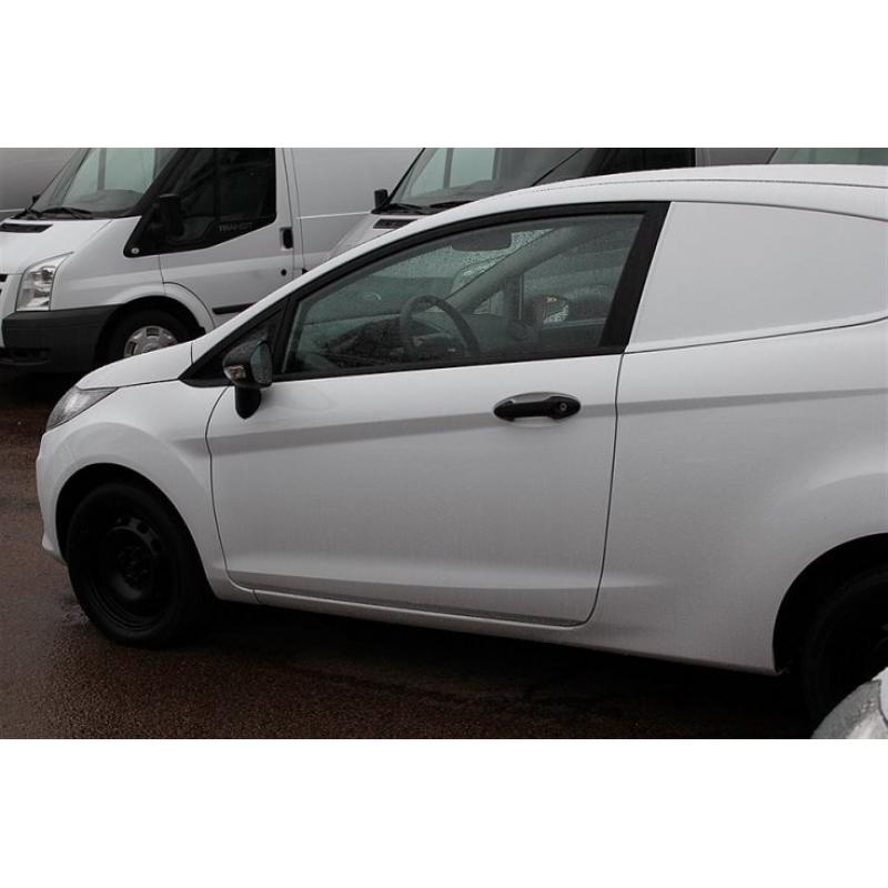 Ford Fiesta VAN JR8 -10