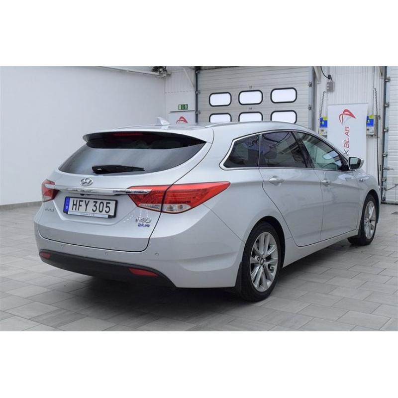 Hyundai i40 1.7 CRDi Kombi 136hk NAVI / PDC -14