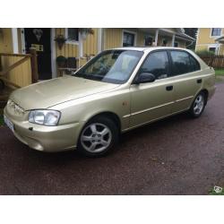 Hyundai Accent GLS 1.5 -01