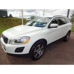 Volvo XC60 D4 163 Momentum DE -13