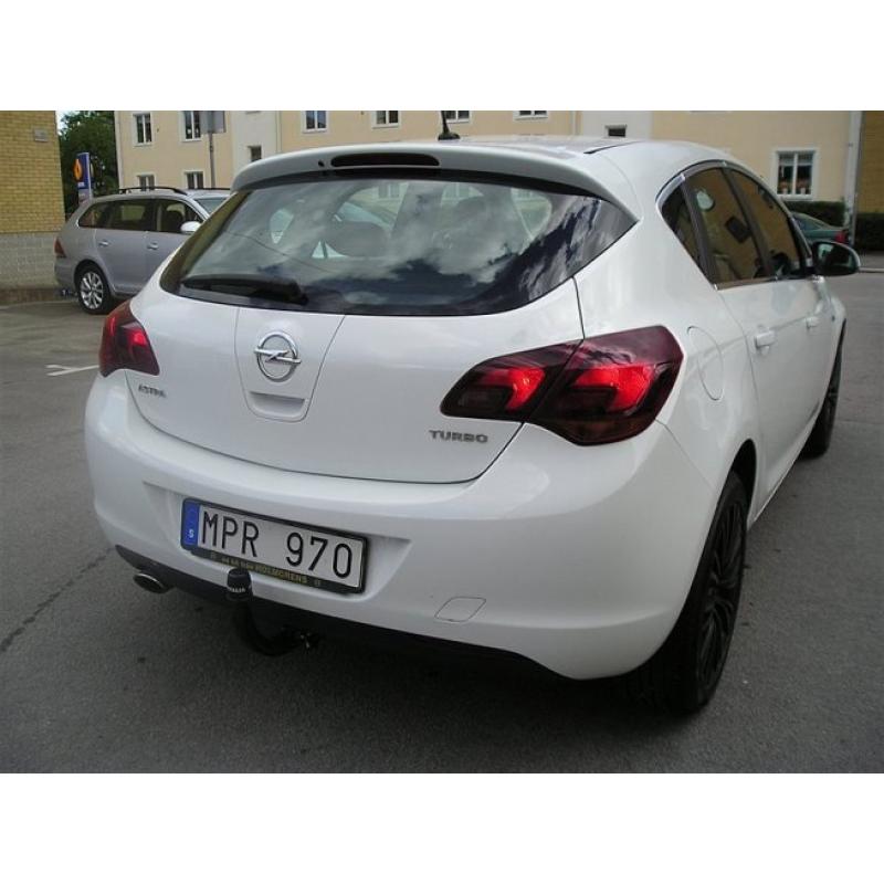 Opel Astra * 1.4 140HK TURBO * -11