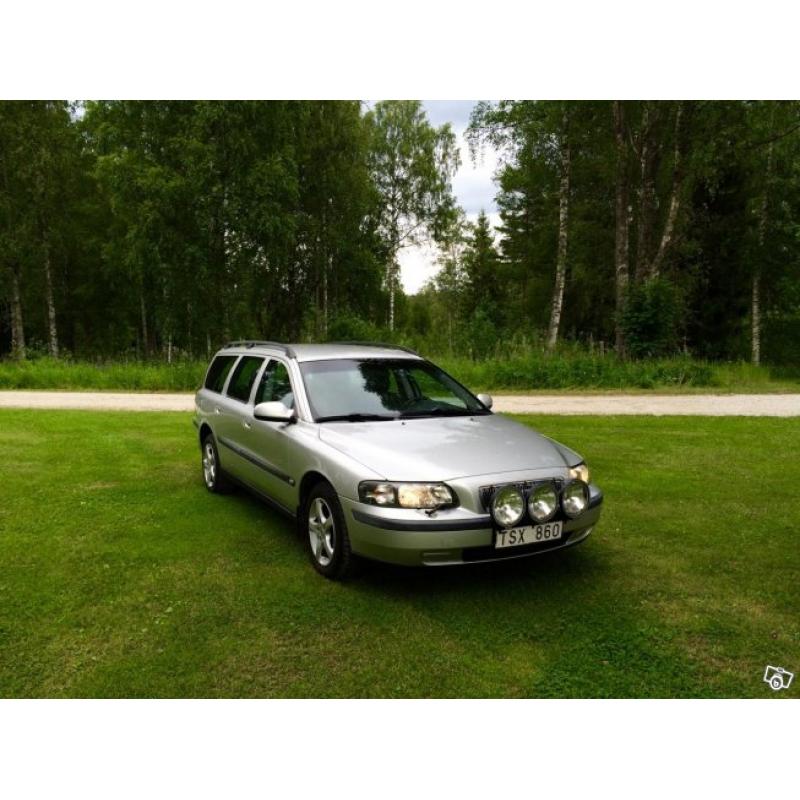 Volvo V70 2,4 -02