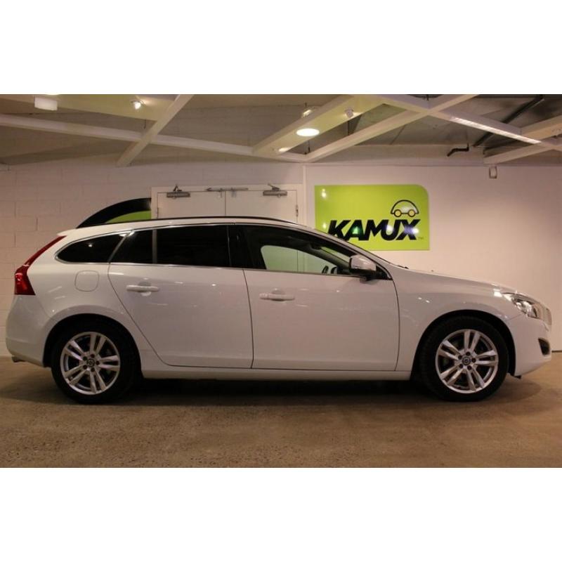 Volvo V60 D4 AWD Momentum Dynamic Edition -13