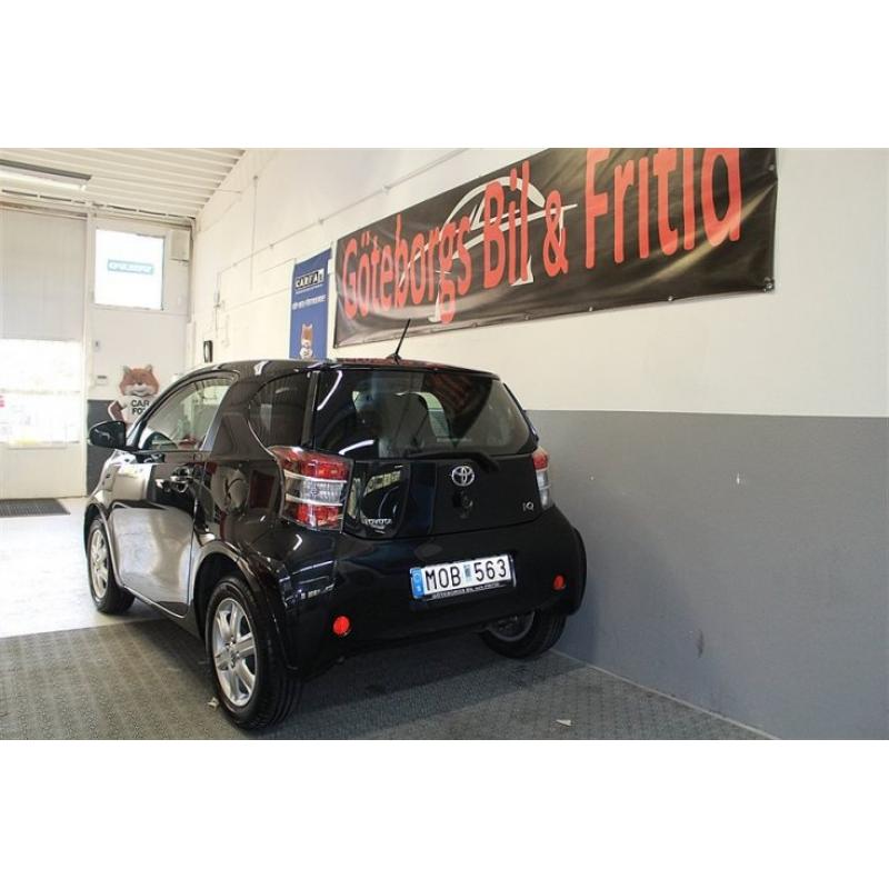 Toyota iQ 1.0 CVT Automat -09