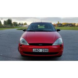 Ford Focus 1,6 nybesiktigad bra skick -99