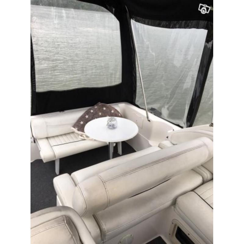 Bayliner 2655 -98 ny motor