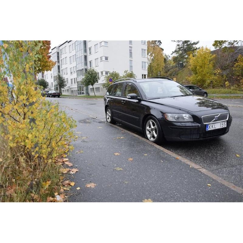 Volvo V50 2.4/140hk/ AUTOMAT/NY KAMRYM / -07