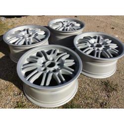 Bmw fälgar 17" 5-120 et 35